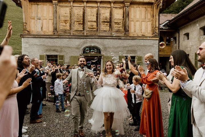 Les 10 erreurs à éviter pour réussir son mariage : les conseils essentiels d’un lieu de réception en Haute-Savoie